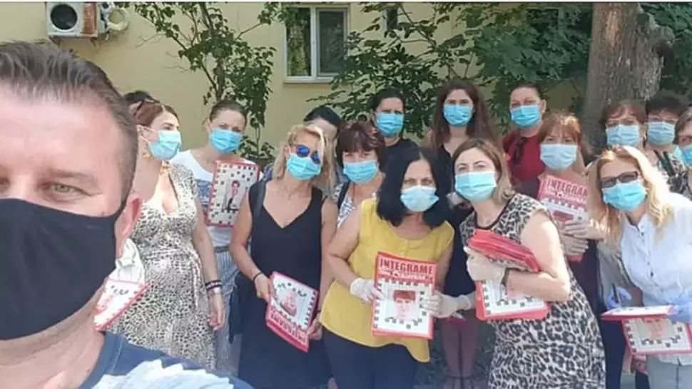 Angajaţi ai unui cămin de bătrâni din Craiova, unde este un focar de COVID-19, au împărțit pliante electorale cu Olguța Vasilescu