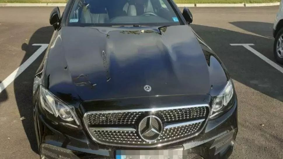 Limuzină de 87.000 euro, dispărută din Polonia, descoperită în Vama Siret