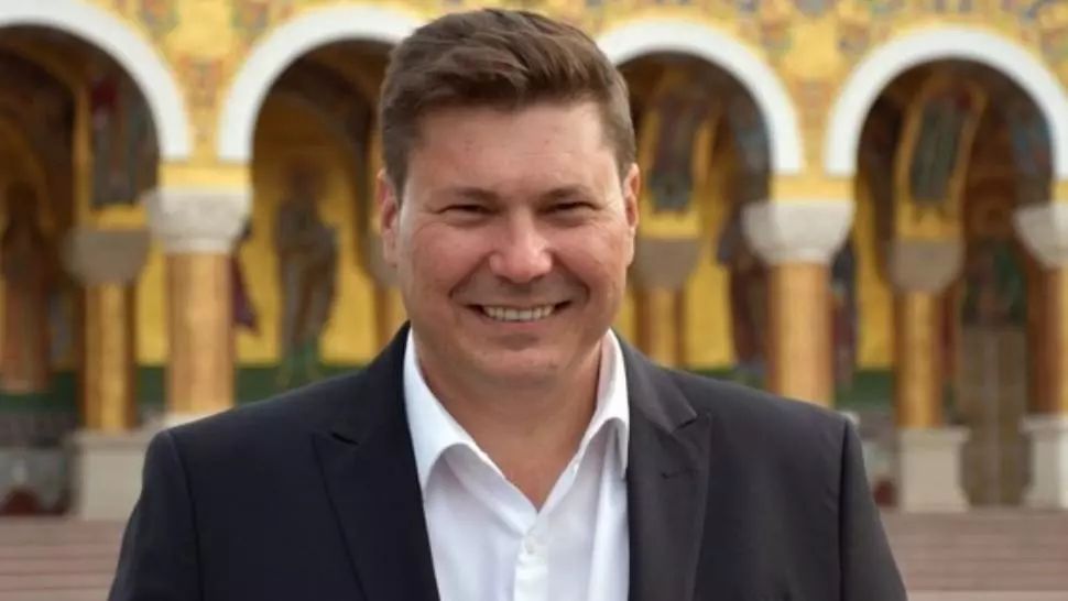 100% TU DECIZI! Marian Pavel, baronul cu succes la păcănele. Cina cea de taină cu afaceriștii
