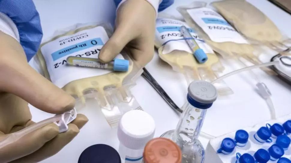 Povestea unei infirmiere din Arad: A donat de patru ori plasmă pentru tratarea pacienților cu COVID-19