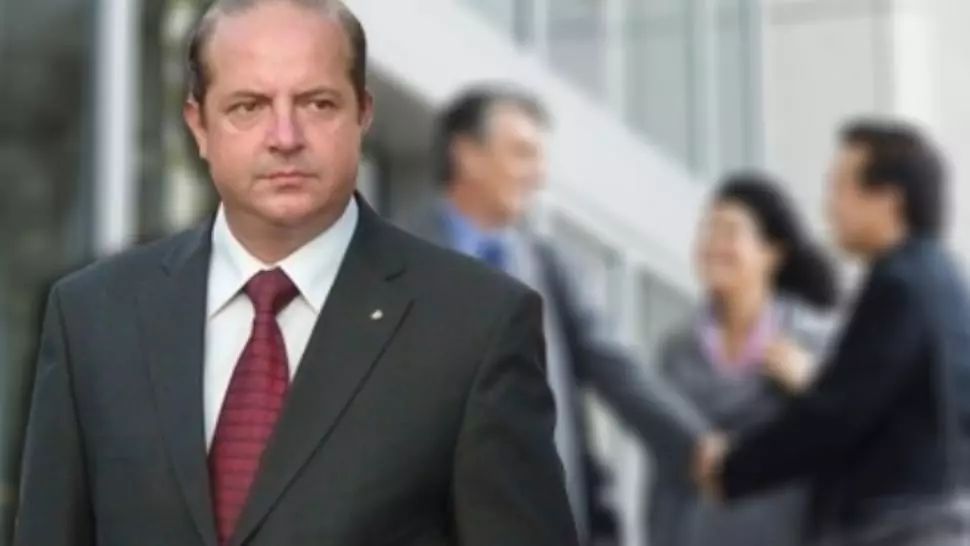 100% TU DECIZI! Victor Drăgușin, primarul apropiat de Dragnea. Haiduciile din Alexandria