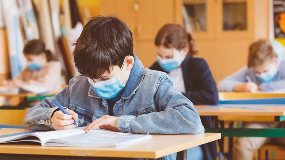 Școlile din Galați și din alte trei comune vor intra în scenariul galben de funcționare. Motivul: Creșterea numărului infectărilor cu COVID-19