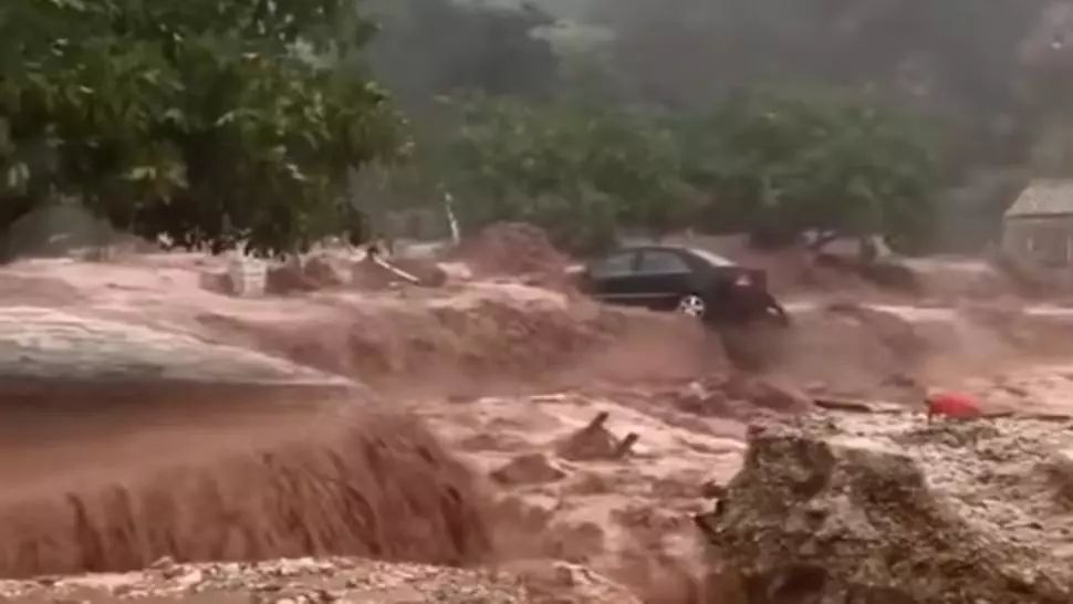 Dezastru în Grecia în urma furtunii "Ianos": doi morți, mai multe zone inundate inundații