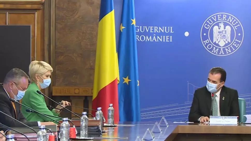 Raluca Turcan: 2.800 de clădiri școlare vor fi conectate la internet