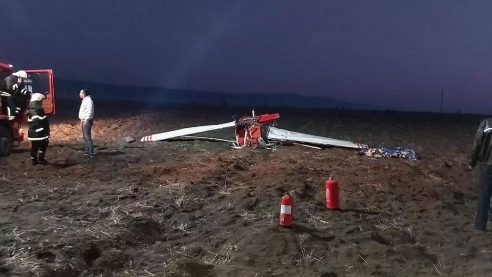 Un avion al armatei din Ucraina s-a PRĂBUȘIT și a luat foc la aterizare! Cel puțin 20 de morți! Două persoane sunt căutate