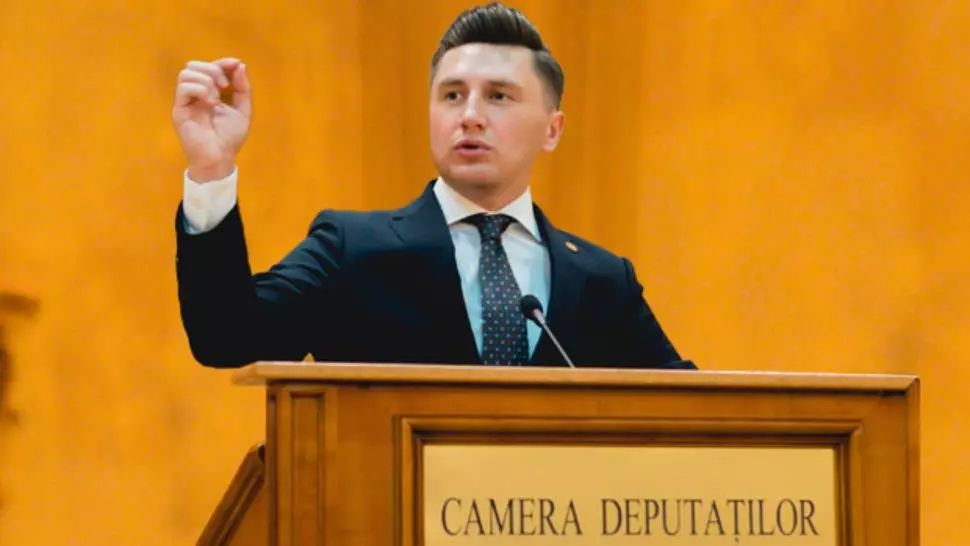 Un deputat a fost RĂNIT într-un accident, la Focșani. Mașina în care se afla parlamentarul, lovită de un șofer care circula cu viteză