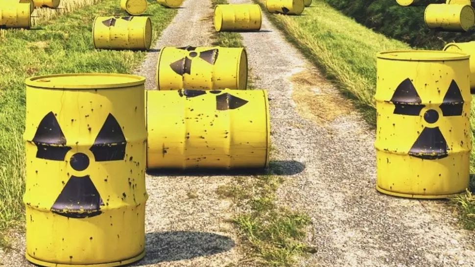 Trei dosare penale pentru depozitarea necorespunzătoare a substanțelor periculoase, întocmite de polițiștii bistrițeni