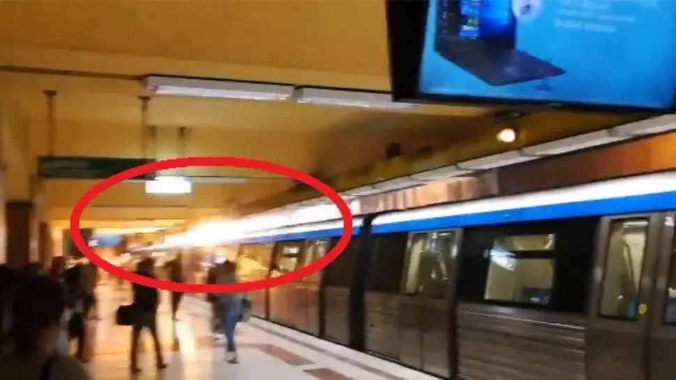 VIDEO - Imagini cu explozia de la metrou - Stația Tineretului a fost evacuată
