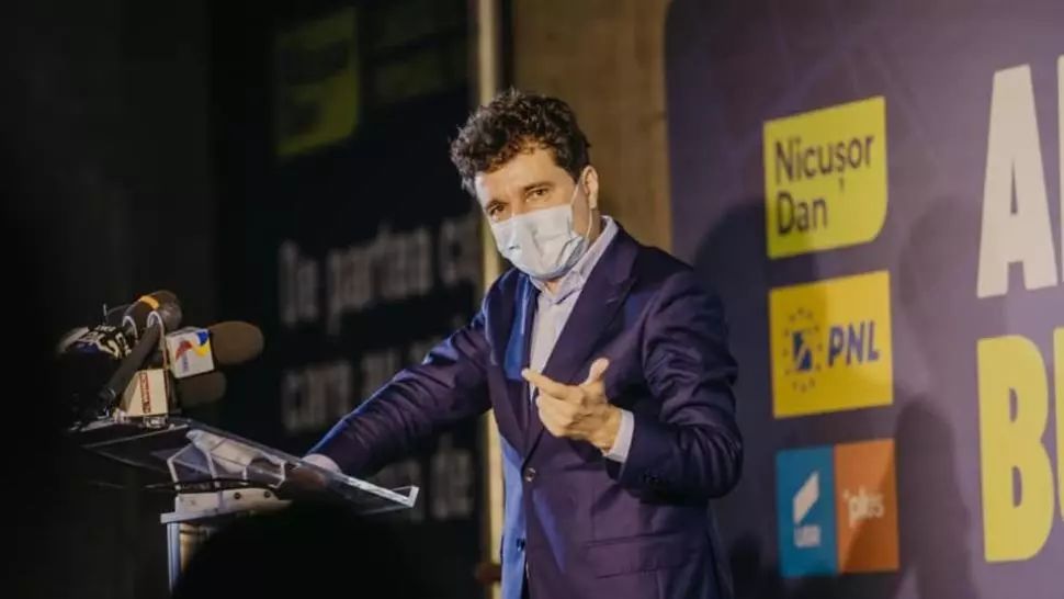 Nicușor Dan a prezentat episodul 2 din caracatița Pandele-Firea: ”Principalul criteriu de angajare la Primăria Capitalei este să fii naș, fin”