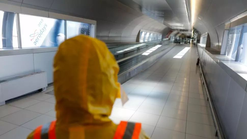 CE a făcut un ialomițean aflat în izolare la domiciliu ca să nu-și piardă locul de muncă