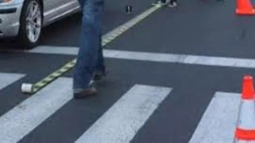 Copil de patru ani lovit de o mașină pe trecerea de pietoni. Șoferița s-a ales cu dosar penal