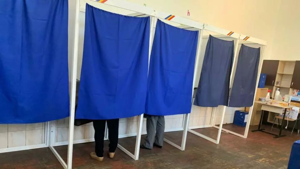 Scandalul alegerilor din Capitală s-ar putea termina astăzi. BEC, așteptat să anunțe rezultatele FINALE ale scrutinului din 27 septembrie