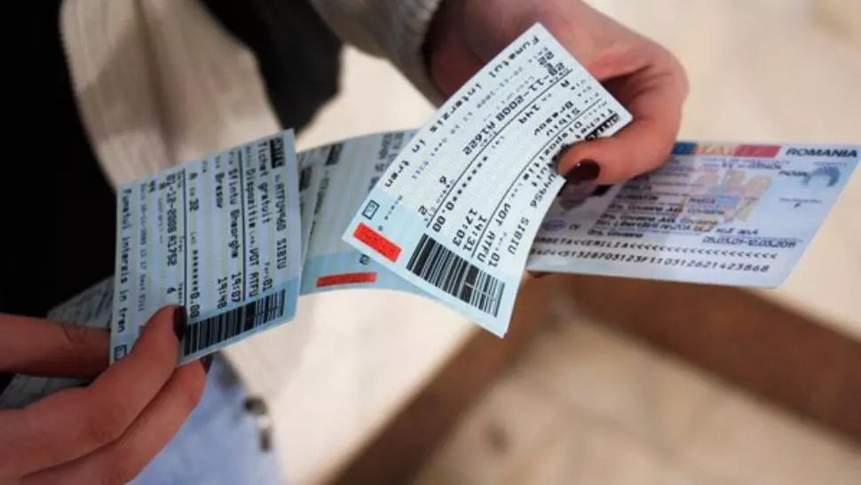 CFR anunță că elevii și studenții pot cumpăra bilete de tren online. PROCEDURA și ACTELE necesare