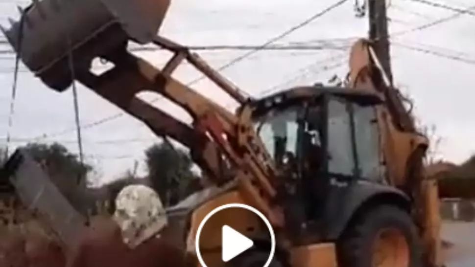 Județul Giurgiu: Cum s-a răzbunat un primar pe localnicii care nu l-au votat: le-a scos băncile și becurile de la porți!