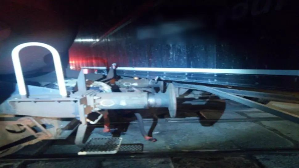  Accident feroviar în Cluj-Napoca: Tren care transporta motorină lovit de un autocamion