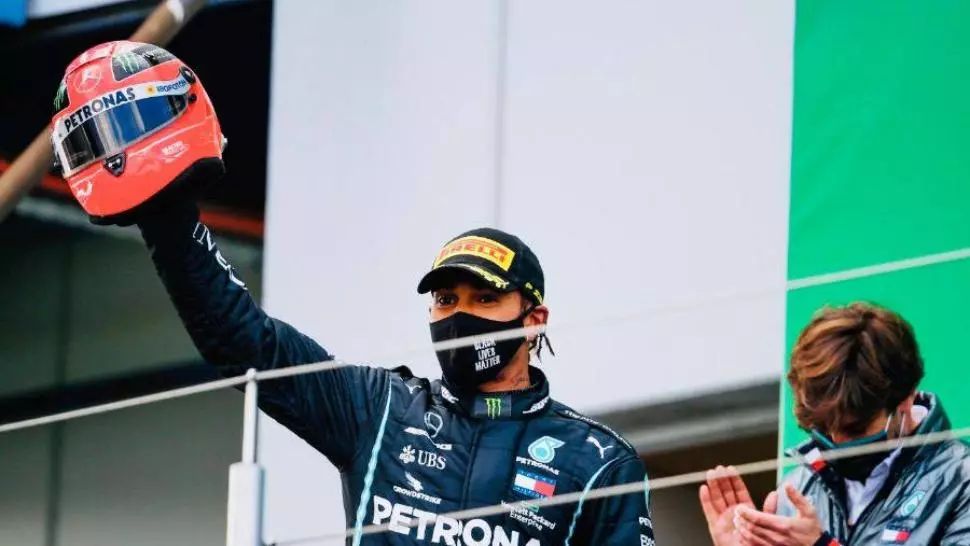 Lewis Hamilton l-a detronat pe Michael Schumacher! Ce a reușit pilotul britanic