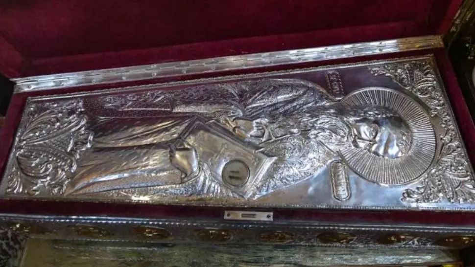 Moaștele Sfântului Stelian, ocrotitorul copiilor, vor putea fi cinstite alături de moaștele Sf. Dimitrie cel Nou