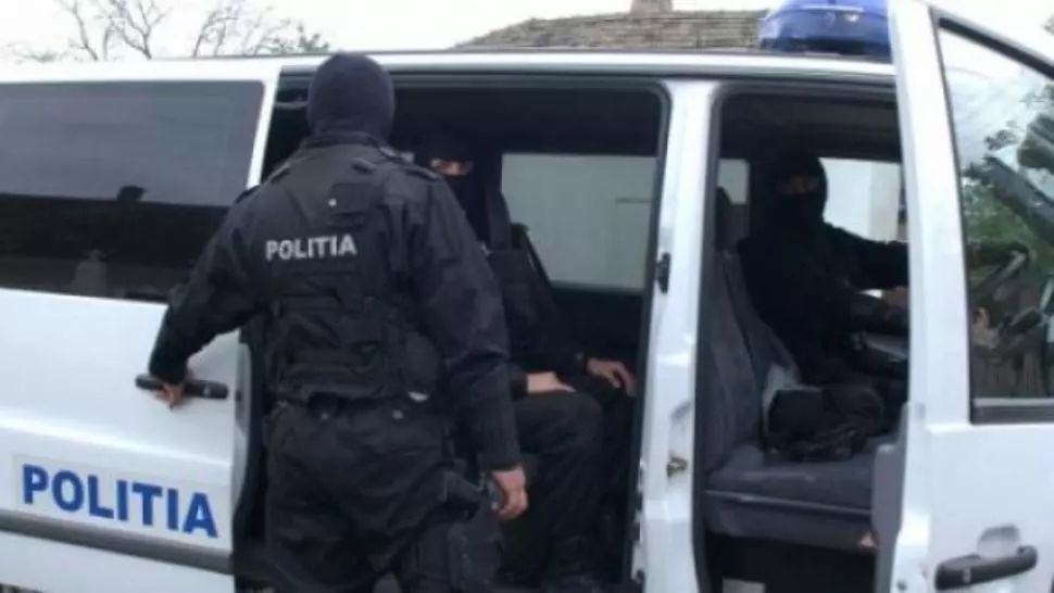 Firmă de pază, acuzată de un "tun" de milioane de euro. Firma ar fi protejat producătorii de ARME