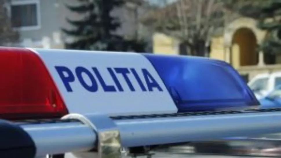 Trafic rutier BLOCAT pe Valea Oltului, în apropiere de Căciulata: Doi morți în urma impactului VIOLENT dintre un autoturism și un TIR