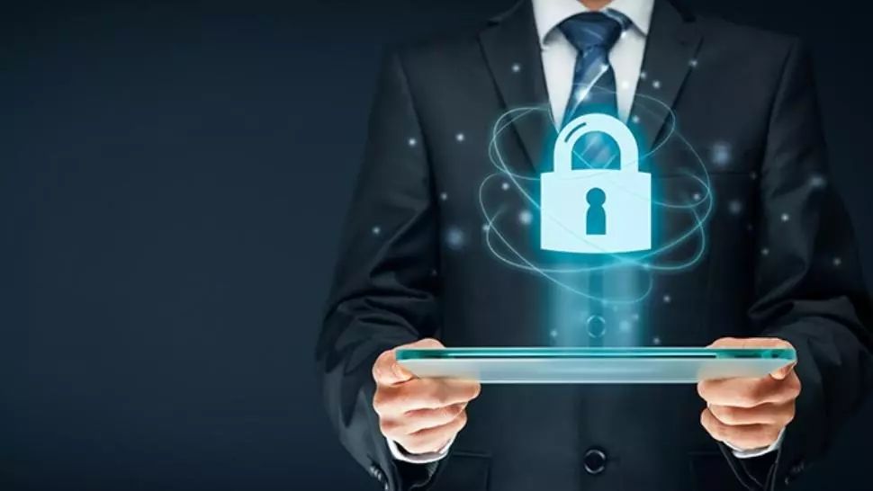 România se pregătește serios. Se modifică legea securităţii naţionale şi cibernetice. Anunțul ministrului Apărării