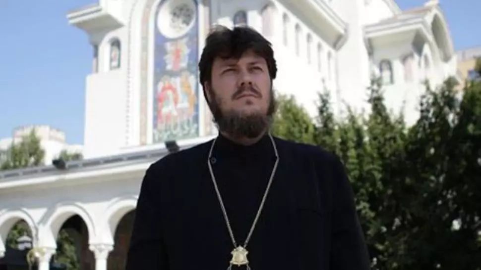 Purtătorul de cuvânt al Arhiepiscopiei Tomisului: Colcăiala de interese enorme pe niște cârpe, numite măști, a umplut spitalele, nu Biserica