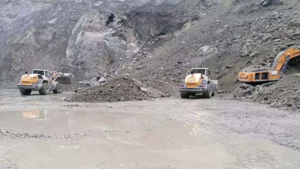 FOTO/ Grav accident de muncă la o carieră de piatră din județul Cluj