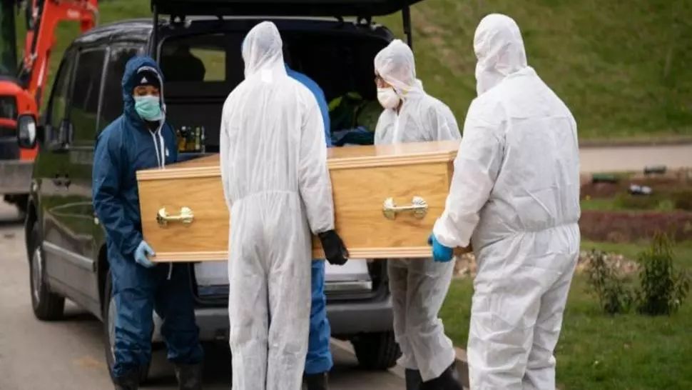 S-a ajuns la limită: Morga din Sibiu nu mai face față numărului mare de morți COVID