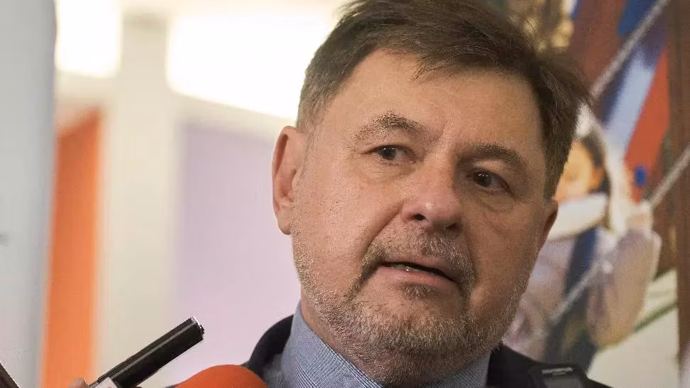 Medicul Alexandru Rafila s-ar vaccina cu serul de la AstraZeneca dacă ar putea alege. Ce argumente aduce specialistul