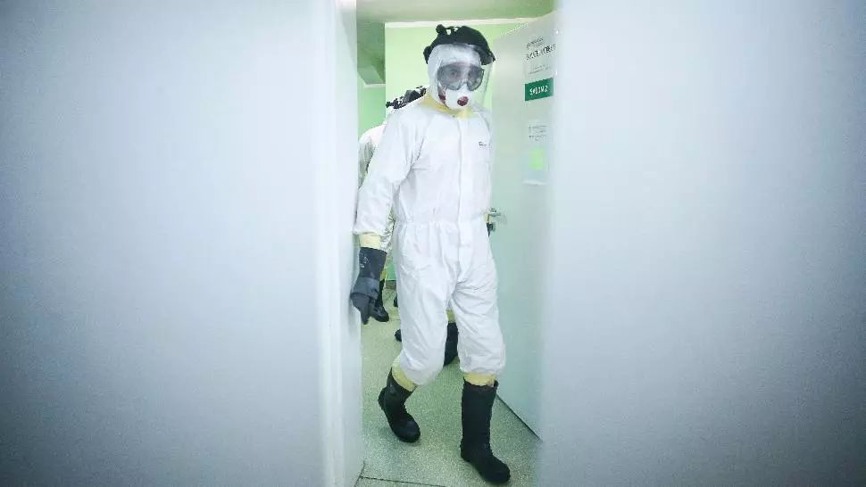 Bilanț coronavirus 12 noiembrie. Alte recorduri absolute: 10.142 de cazuri noi, 1.152 de persoane la ATI, val de decese