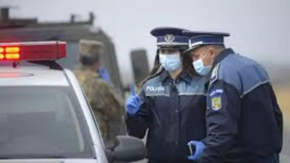 10 foşti şi actuali poliţişti din Dolj, trimişi în judecată pentru fapte de corupţie