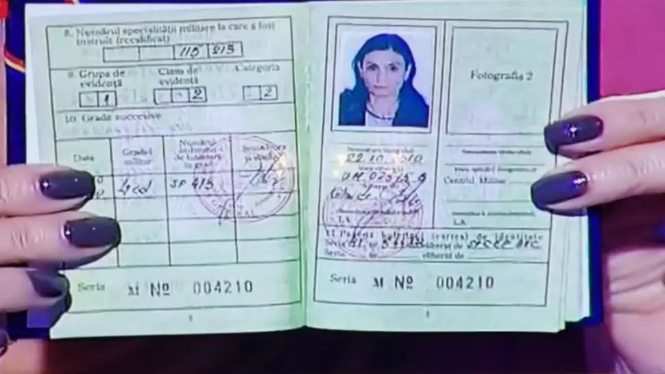 Anca Alexandrescu aruncă bomba la "Culisele statului paralel". Cum i-a trimis Gabriel Oprea un livret militar cu grad de ofițer