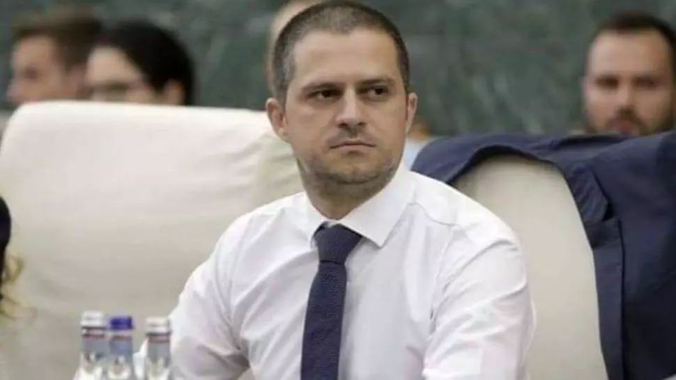 Fostul ministru al Turismului are Covid-19. Acesta a anunțat că nu are „o formă gravă a bolii” 