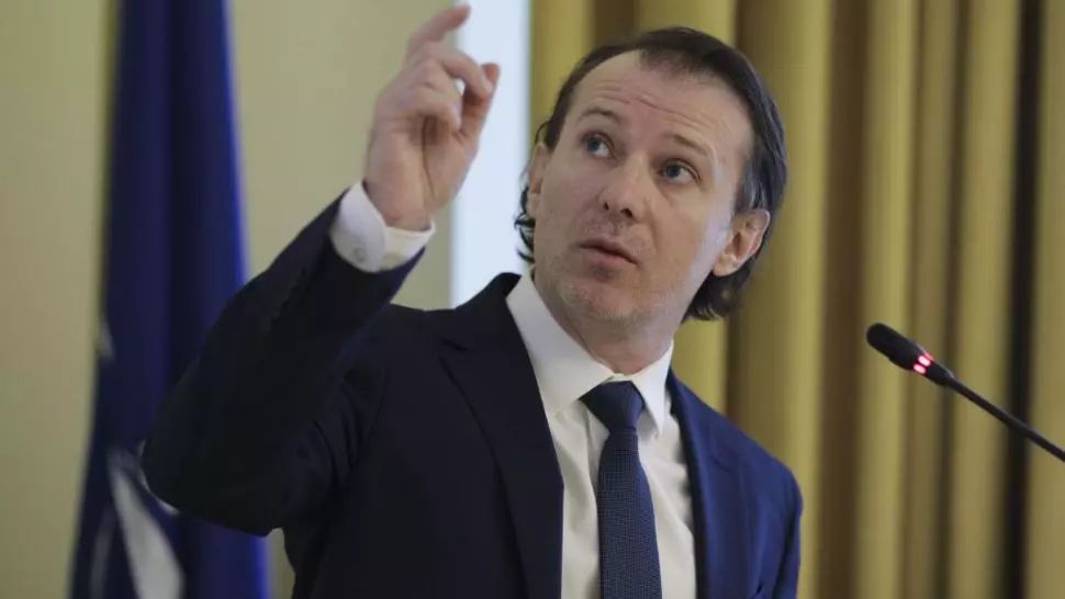 Celebra revenire în „V” a economiei, propovăduită de Florin Cîțu, este contrazisă de datele oficiale de la INS