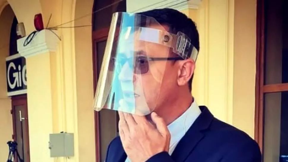 Cristian Rizea: „Ciutacule, prietenii tăi „elefanții” sunt bine?”