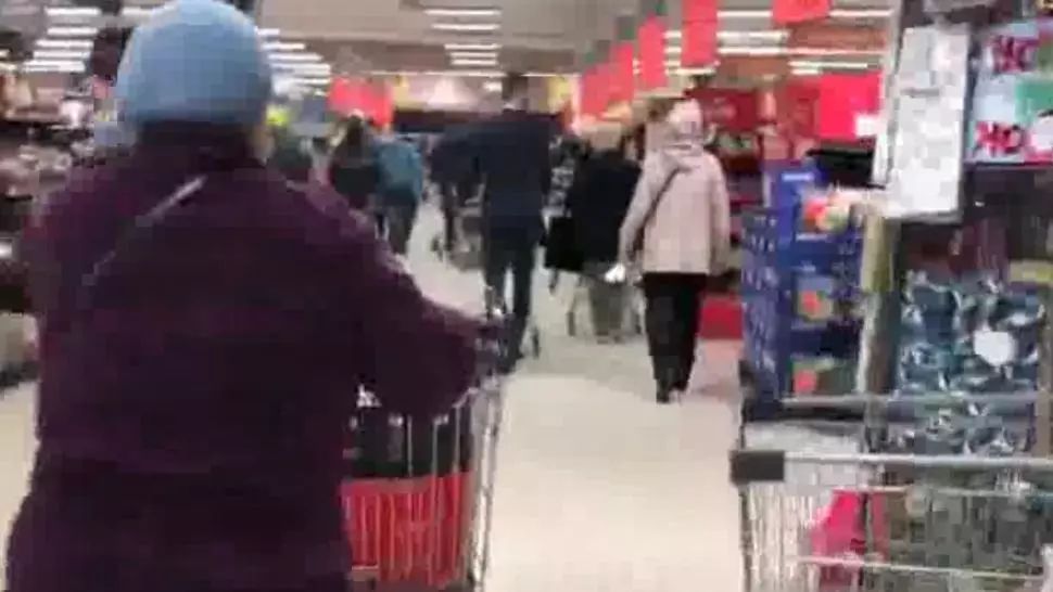 VIDEO Constănțenii au luat cu asalt magazinele, înainte ca orașul să intre în carantină