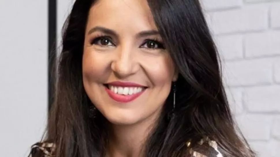 Femeia care a desfigurat o vedetă TV într-un magazin din Capitală a fost arestată