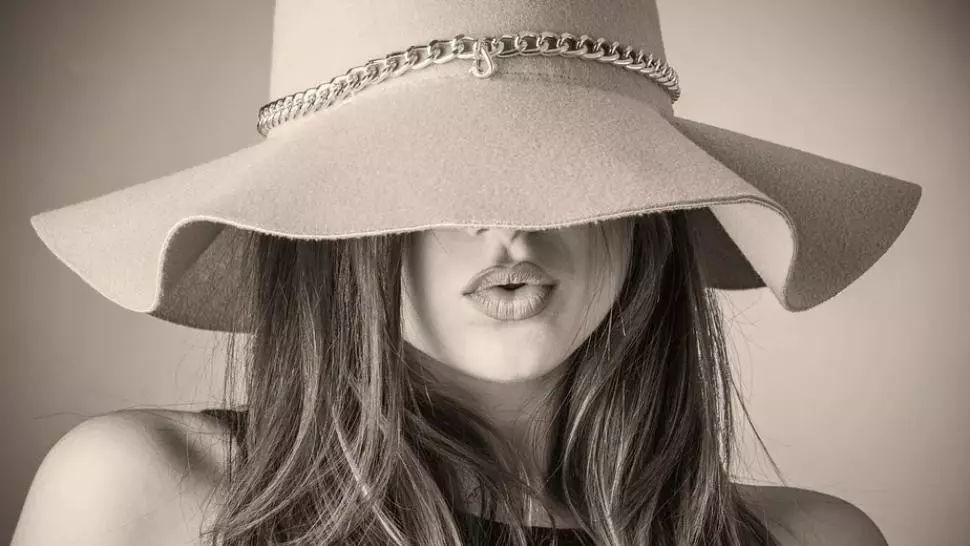 Sirenele zodiacului. Femeile care te vrăjesc la prima vedere