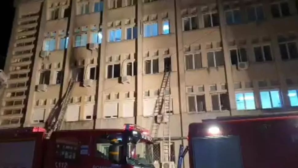 10 morți în incendiul de la secția ATI de la Spitalul Județean de Urgență din Piatra Neamț