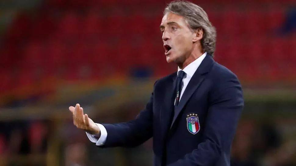 Selecționerul Italiei a fost depistat cu noul coronavirus. Acesta este asimptomatic şi s-a autoizolat în locuinţa sa din Roma.