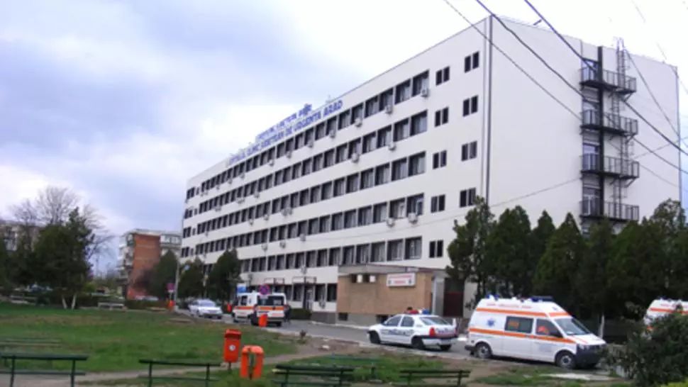 Spitalul Judeţean Arad nu are autorizaţie ISU pentru clădirea centrală, unde funcţionează şi ATI