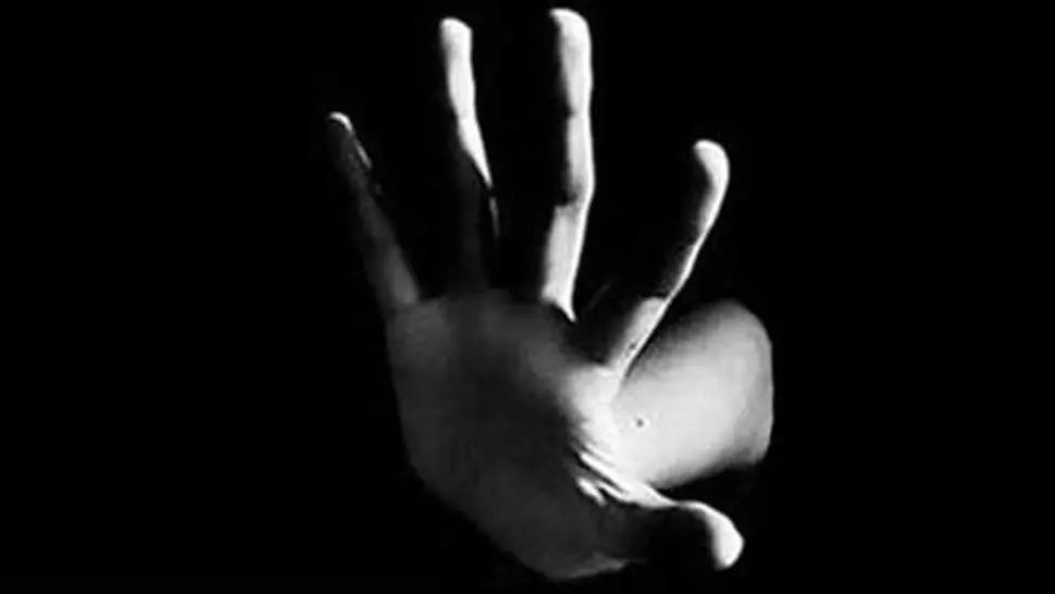 Detalii șocante în cazul fetiței de 7 ani, violate de instructorul de înot. Cumplita faptă, petrecută chiar sub ochii părinților, fără ca nimeni să-și dea seama