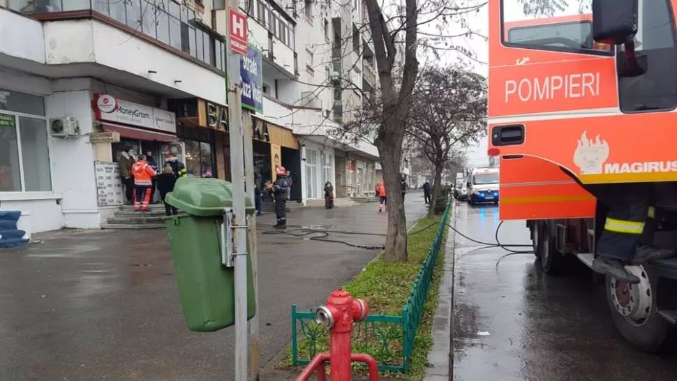 Un bărbat a incendiat o casă de schimb valutar din Ploiești