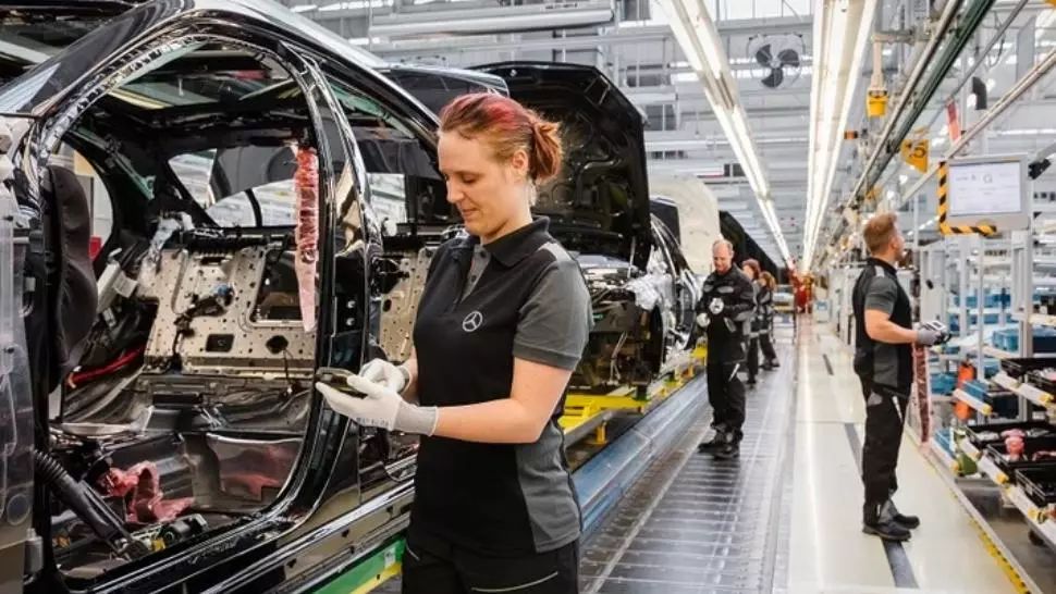 Înmatriculările auto în România, creștere modestă. În UE, vânzările au explodat