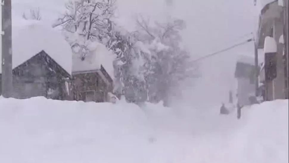VIDEO/ Zăpadă de doi metri în Japonia. Imagini SPECTACULOASE