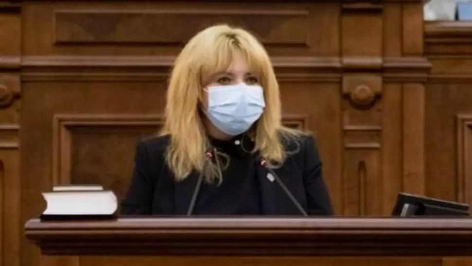Anca Dragu, prima reacție după revocare: „Asistăm la ceea ce se cheamă tirania majorității”