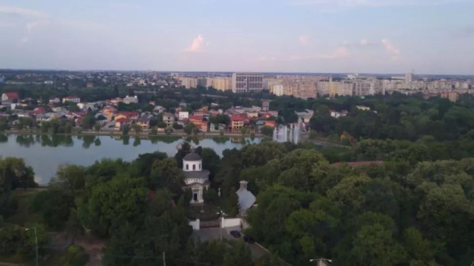 „Culisele statului paralel”: Dezvăluiri despre cum dispar spațiile verzi din Capitală - cel mai mare JAF imobiliar. Caracatița retrocedărilor din Sectorul 2