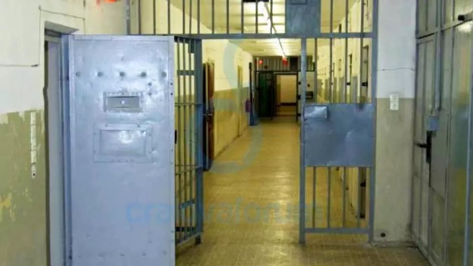 Alegeri parlamentare 2020. Românii reținuți în centrele de arestare - în număr mare LA VOT