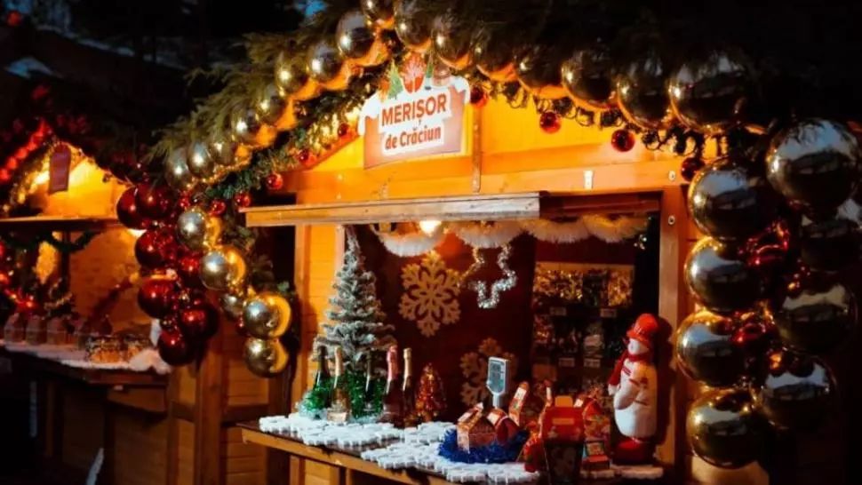 COLINDATUL - permis în al doilea județ din România în perioada sărbătorilor de iarnă. REGULI coronavirus pentru colindători