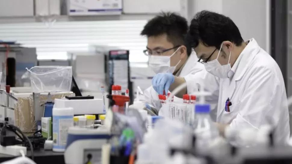 Departamentul pentru Justiție: Peste 1.000 de cercetători chinezi au plecat din SUA după începerea anchetelor pentru spionaj tehnologic