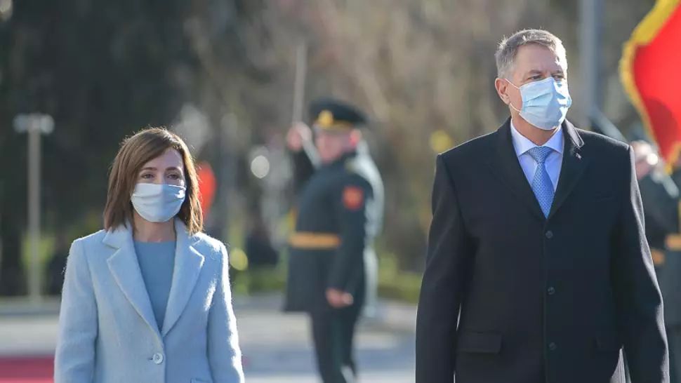 VIDEO Klaus Iohannis, mesaj pentru românii de peste Prut: Contați pe ajutorul meu și al României! Anunț despre dozele de vaccin anti COVID pentru Republica Moldova